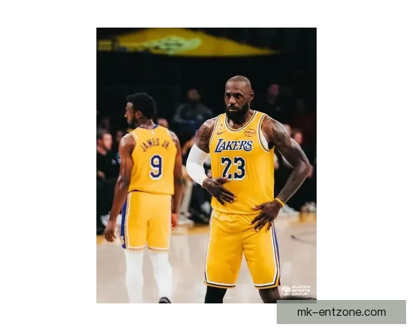 詹姆斯晒对步行者高光布朗尼同框画面震撼全场